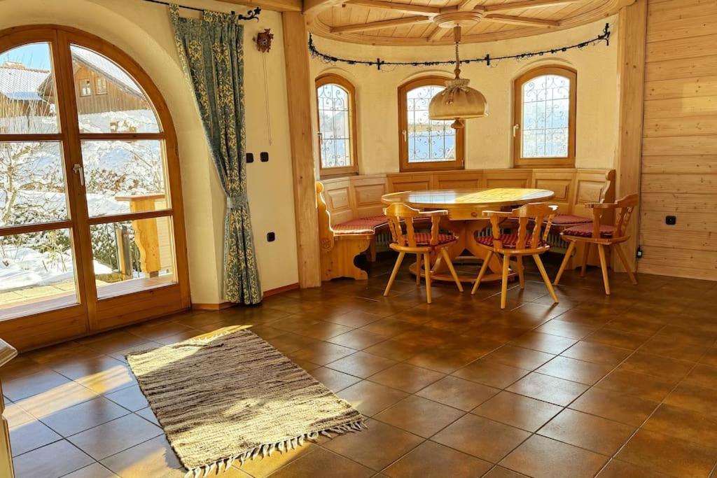 Romantisches Alpenchalet - Mit Sauna Und Kamin - Ruhig Und Zentral Bad Tolz Luaran gambar