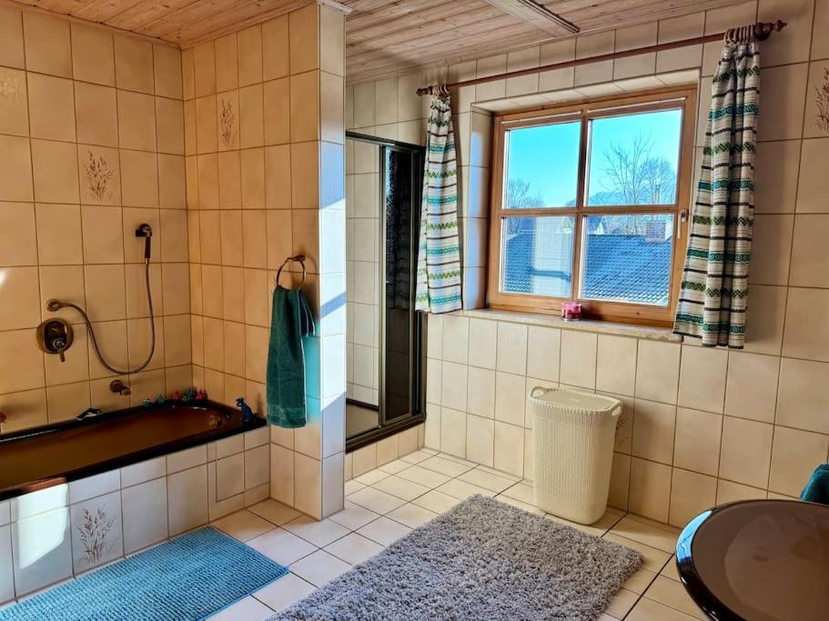 Romantisches Alpenchalet - Mit Sauna Und Kamin - Ruhig Und Zentral Bad Tolz Luaran gambar