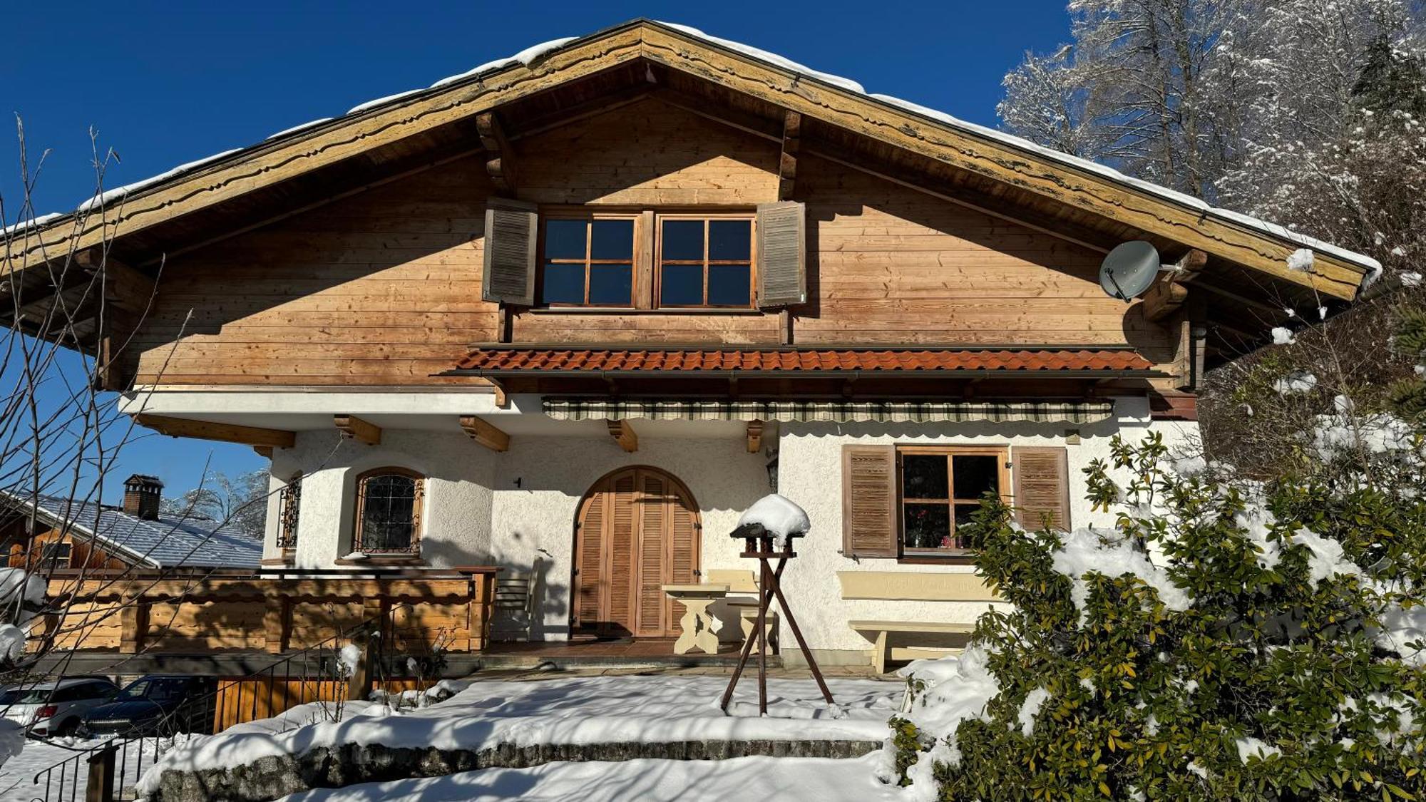 Romantisches Alpenchalet - Mit Sauna Und Kamin - Ruhig Und Zentral Bad Tolz Luaran gambar